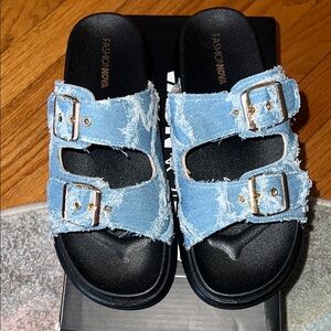 Fashion Nova women's Blue Denim Sandals